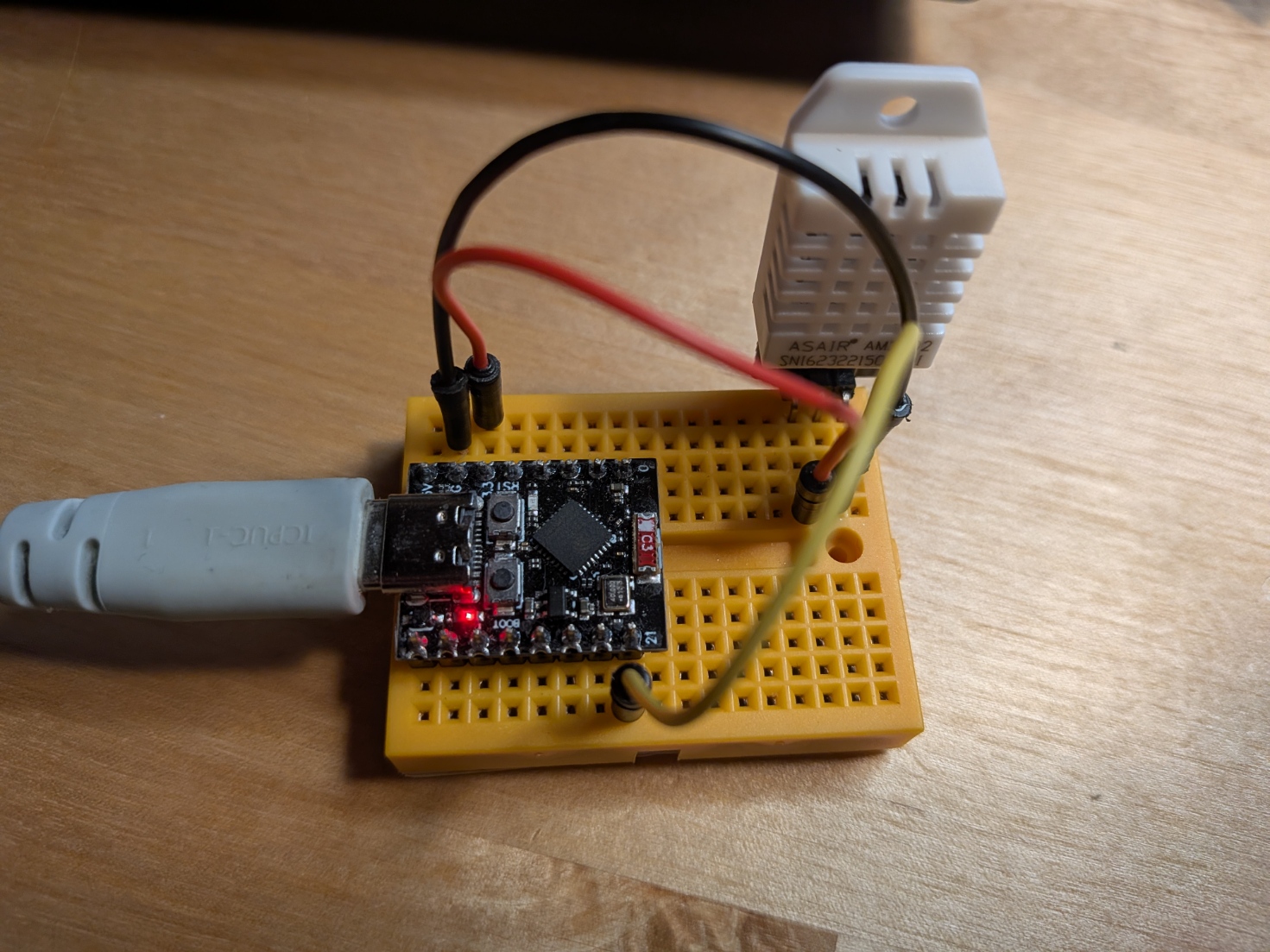 ESP32 with DHT22 sensor