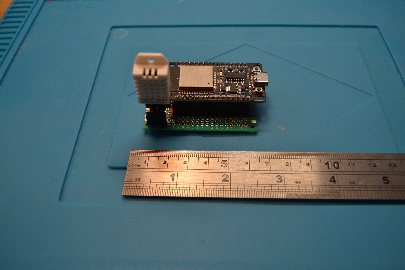 Temperature and humidity sensor